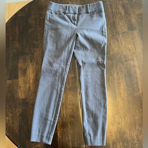Loft Petites gray skinny fit pants. Size 00P